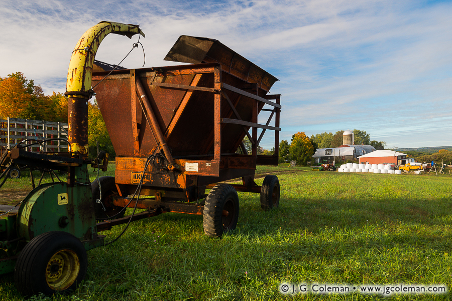 Yankee Farmlands № 40 (Farm and machinery, Watertown, Connecticut)
